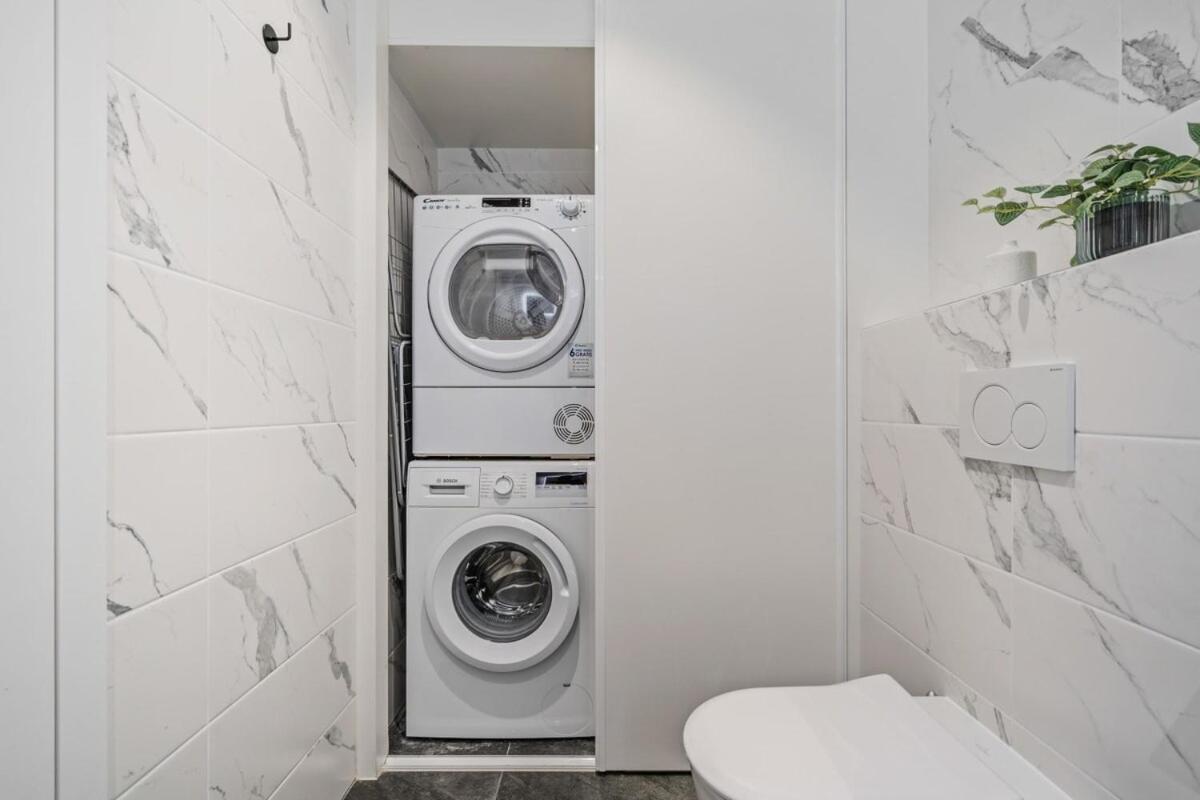 Appartement De Luxe 1 Chambre A Coucher, Centre Commercial, Piscine Et Fitness Lüksemburg Dış mekan fotoğraf